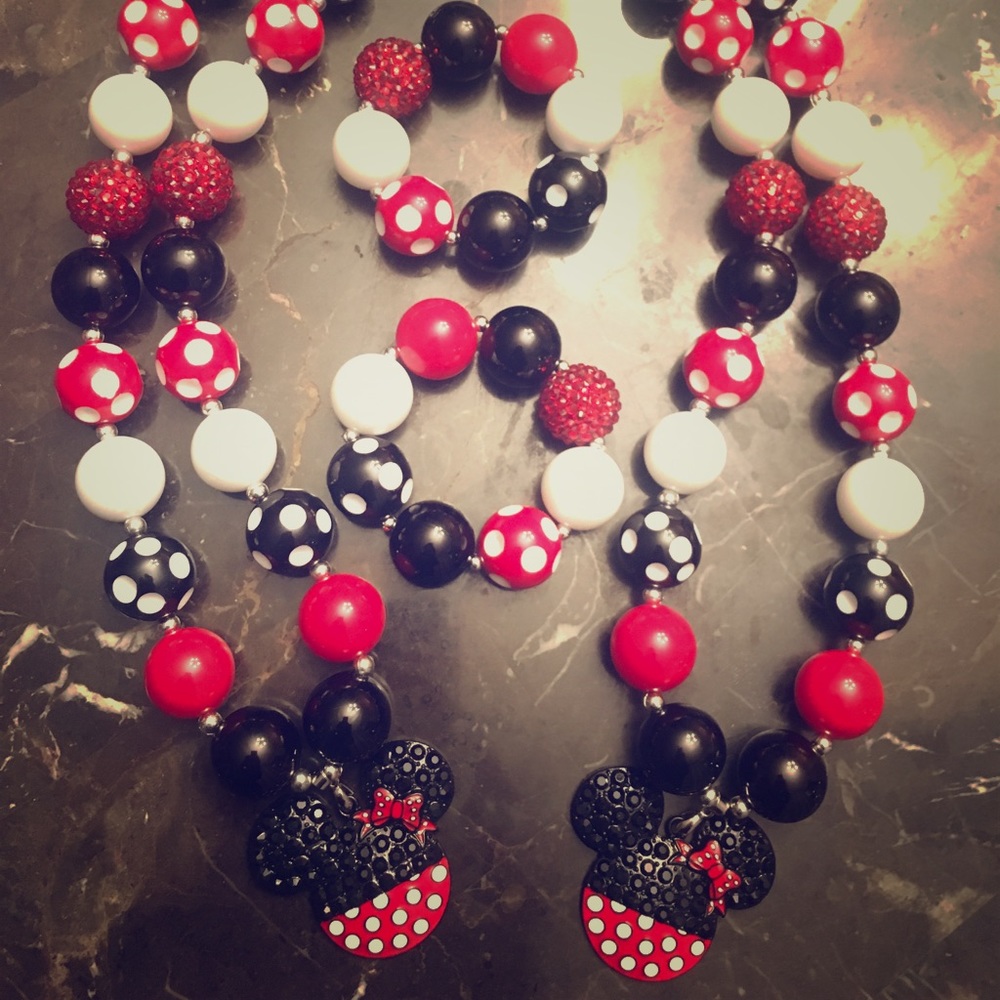 Chunky bubblegum necklace & bracelet set Minnie